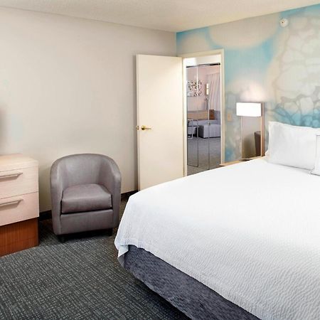 Hotel Courtyard By Marriott Lansing Esterno foto