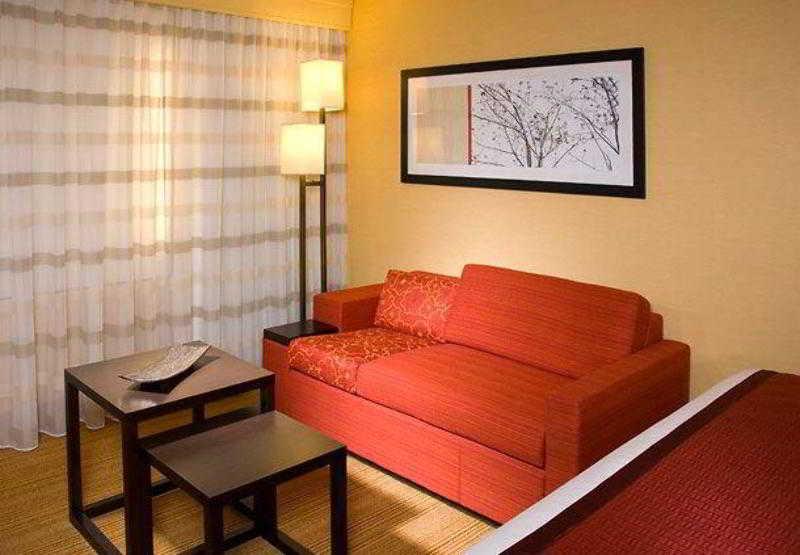 Hotel Courtyard By Marriott Lansing Camera foto