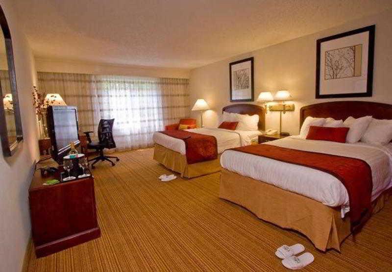 Hotel Courtyard By Marriott Lansing Camera foto