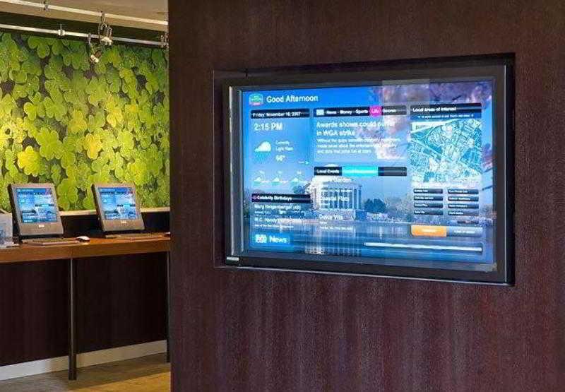 Hotel Courtyard By Marriott Lansing Interno foto