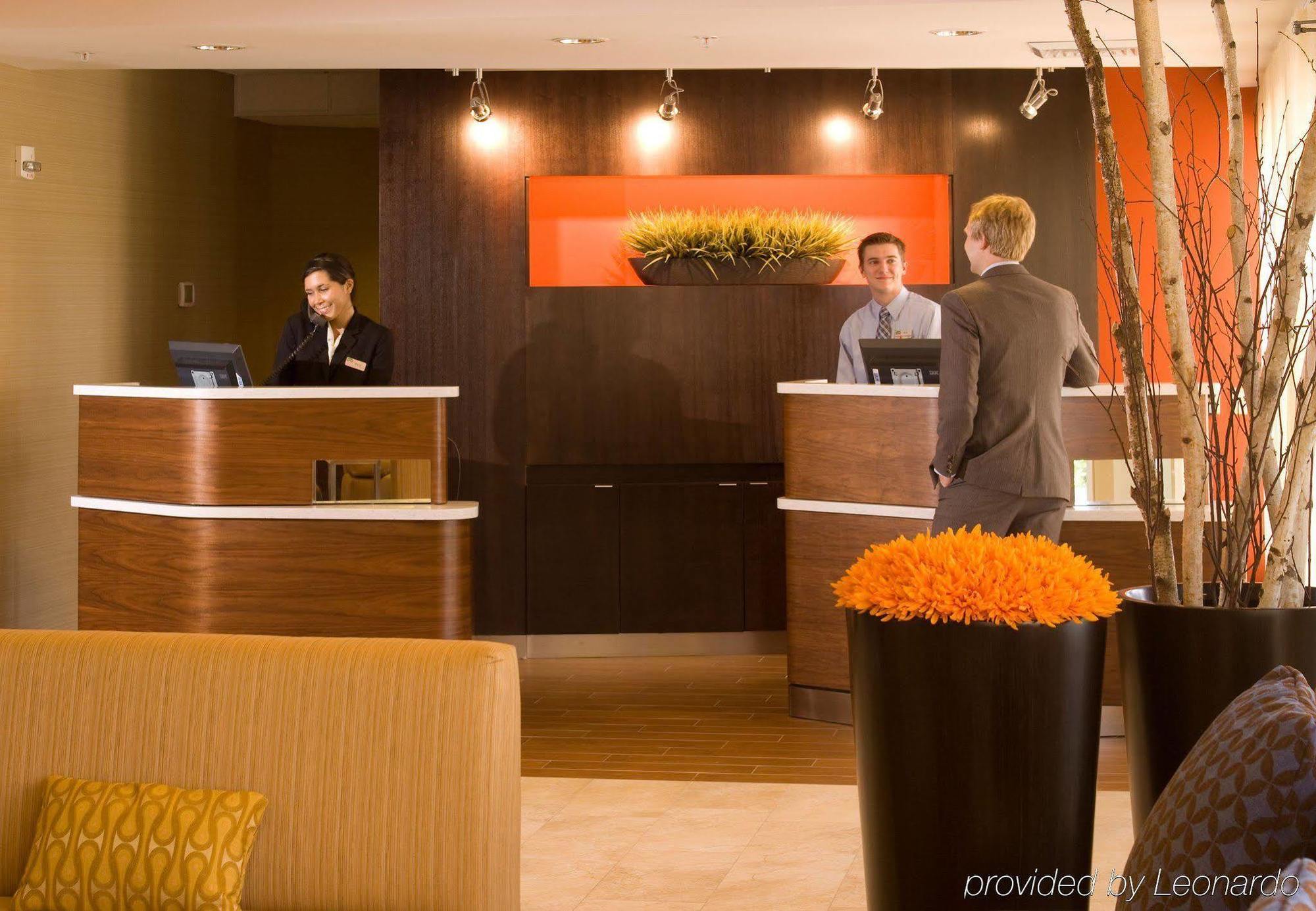 Hotel Courtyard By Marriott Lansing Interno foto
