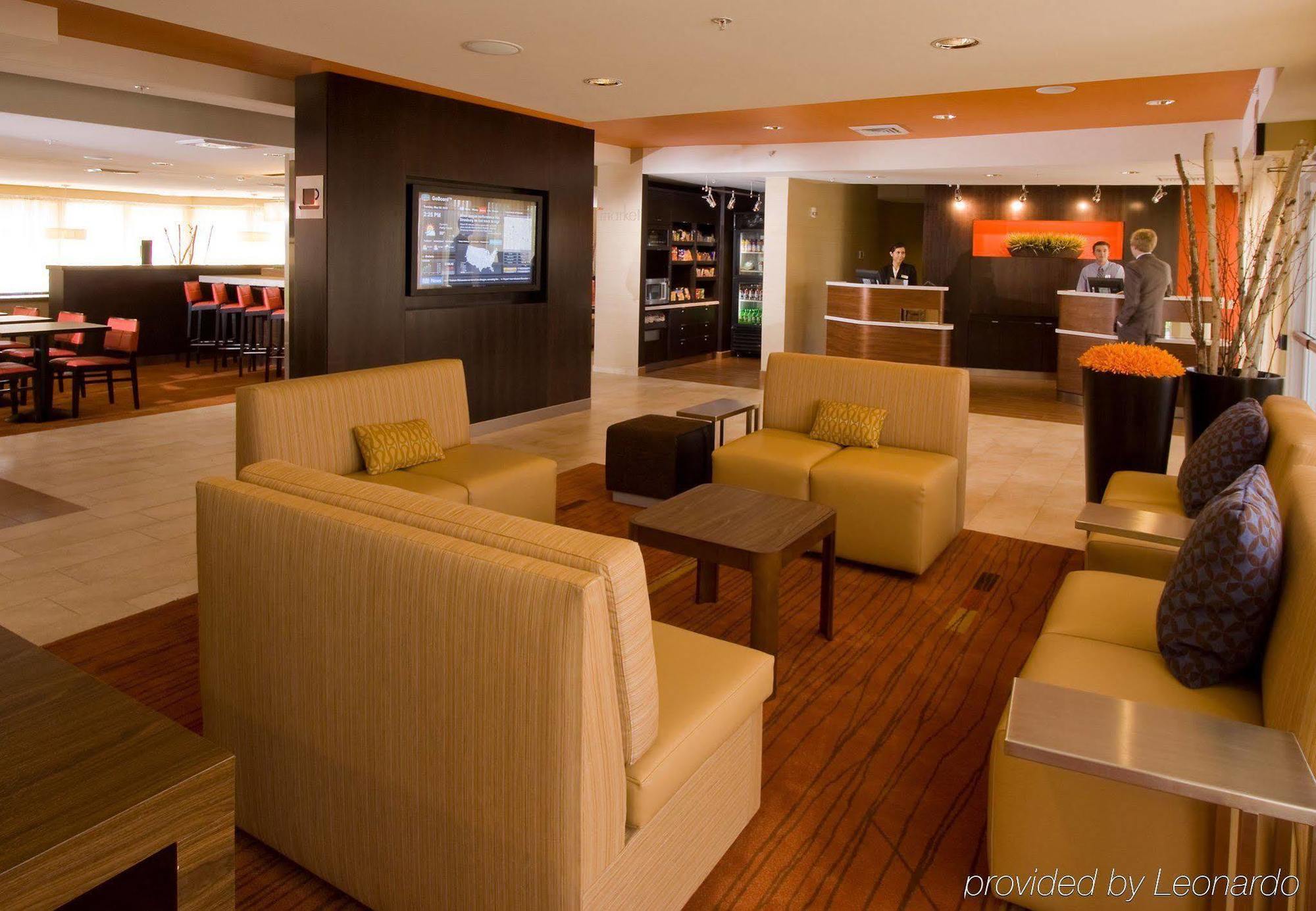 Hotel Courtyard By Marriott Lansing Esterno foto