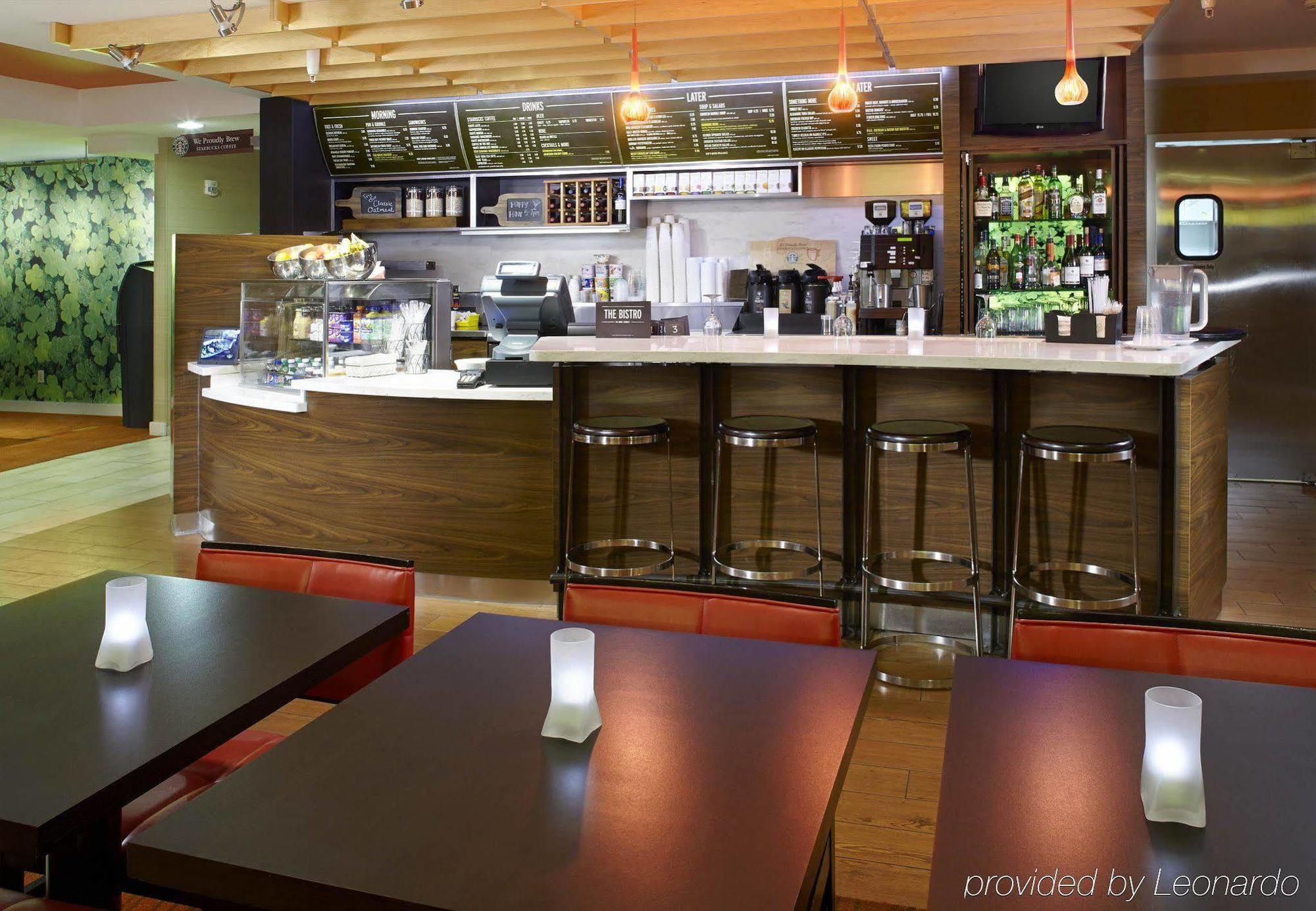 Hotel Courtyard By Marriott Lansing Esterno foto