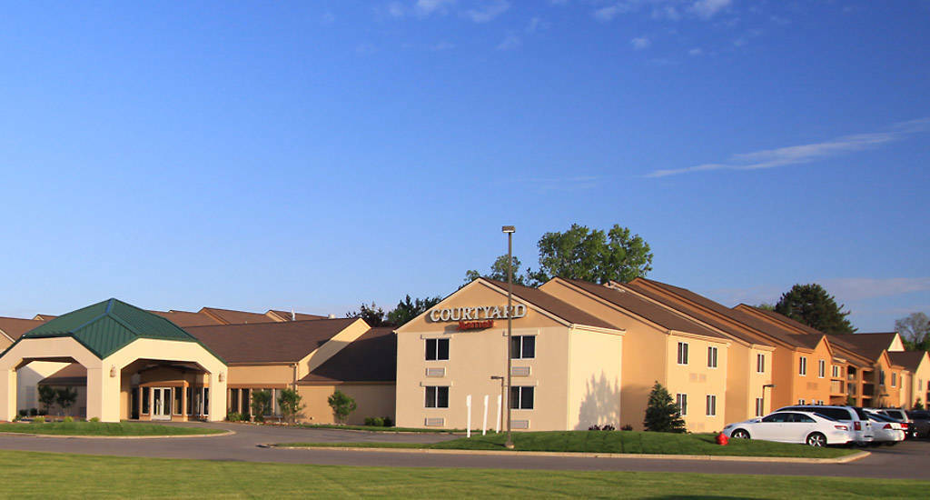 Hotel Courtyard By Marriott Lansing Esterno foto